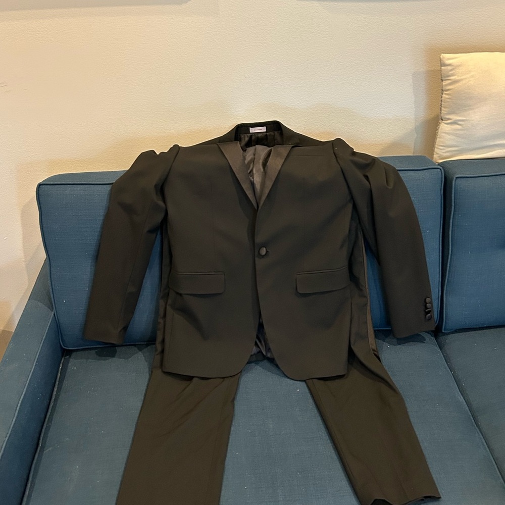 JFerrar Black Men’s Tuxedo